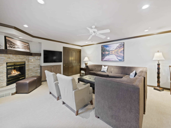 Sophisticated retreat in the heart of the Village 3 bedroom plus Den